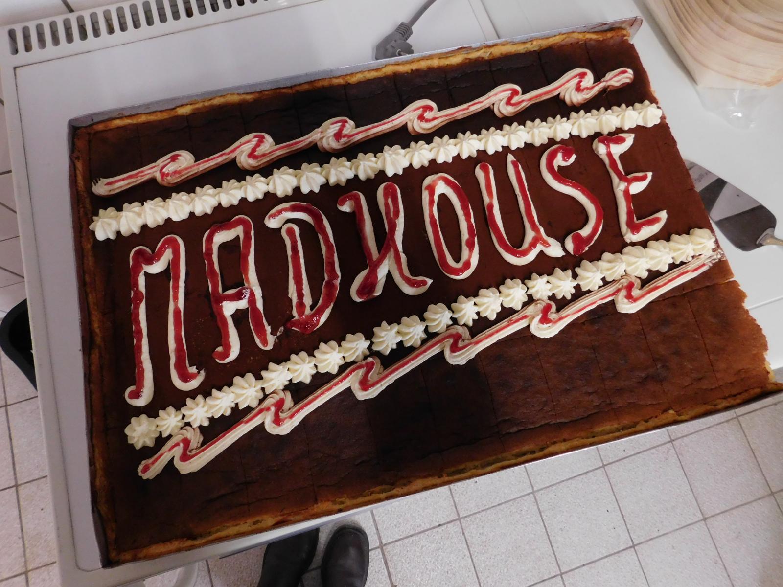 Mehr über den Artikel erfahren Das große Re-Opening als MADHOUSE